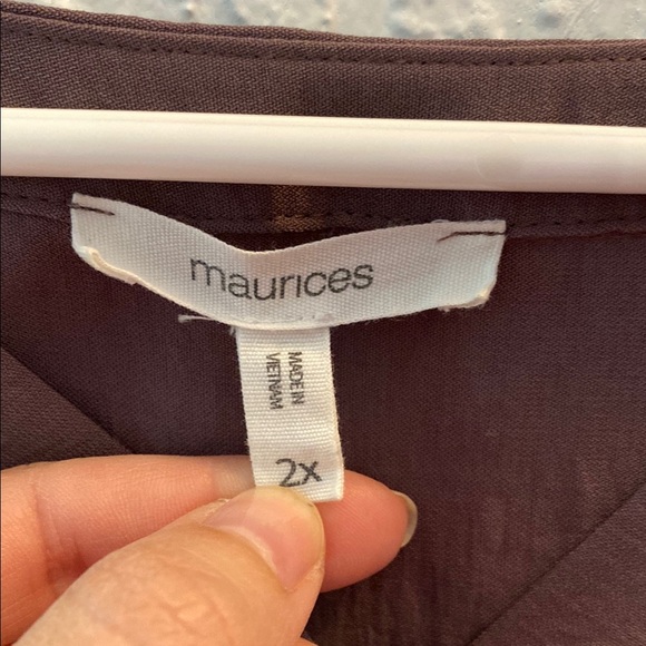 Women's Lavender Gray V-Neck Top - Picture 2 of 7